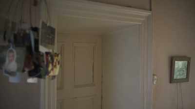 (door lock clicking) - The Deceived