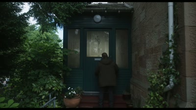 (door lock rattling) - Six Four