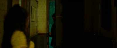 -(door opens)
-(gasps) - Unwelcome