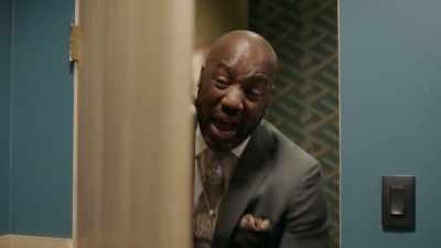 [ Door opens ]
Man: Yo, my man, - The Last O.G.
