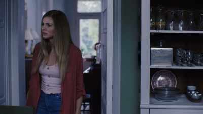 [door opens] - The Stranger She Brought Home