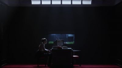 [door opens] - Mr. Robot
