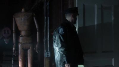 [door opens] - Gotham