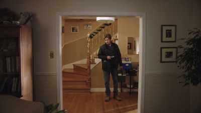 (door opens) - The Moodys