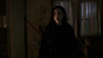 [door opens] - Pretty Little Liars: The Perfectionists