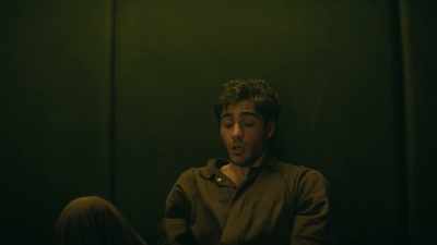 [Door opens] - The Little Drummer Girl