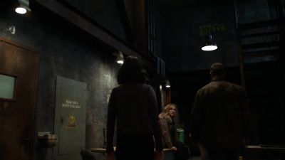 (door opens) - Blindspot