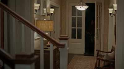 [door opens] - Good Girls