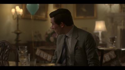 [door opens] - The Crown