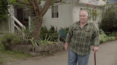 [door opens] - Twin Peaks
