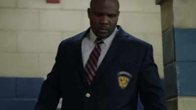 [door opens] - Black Lightning