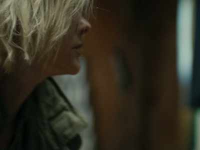 [door opens] - Swallowed