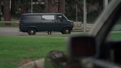 [door shuts] - How She Caught A Killer