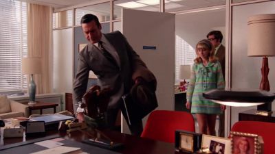(DOOR SLAMMING) - Mad Men