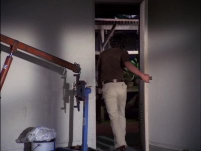 [ DOOR SLAMS ] - Hawaii Five-0
