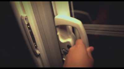 (door sliding)
Not locked. - Puzzle Box