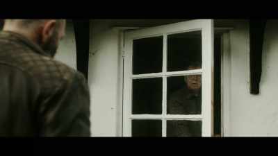 [door whirring] - Trafficking