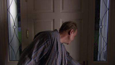 (DOORBELL RINGING) - American Pie Presents: The Naked Mile