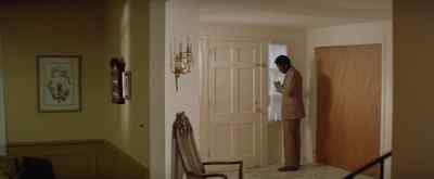 [doorbell ringing] - Shaft's Big Score!