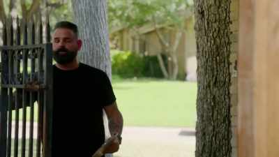 [doorbell ringing] - Renovation Impossible