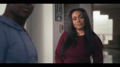 [doorbell rings] - Twisted House Sitter 2