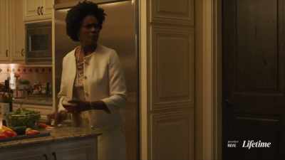 - [doorbell rings] - Single Black Female