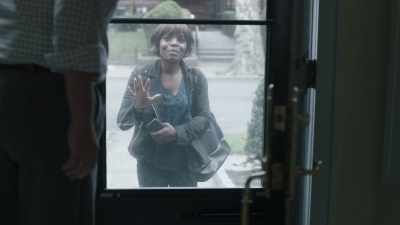 [doorbell rings] - FBI: Most Wanted