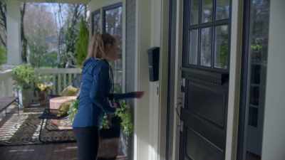 [ Doorbell rings ] - A Million Little Things