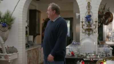 [doorbell rings] - Time for Me to Come Home for Christmas
