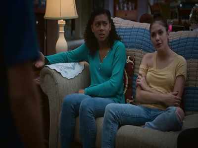[DOORBELL RINGS] - On My Block