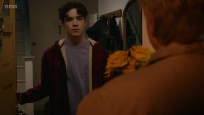 DOORBELL RINGS - Inside No. 9