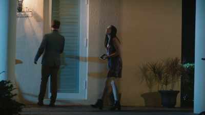 [doorknob rattling] - A Model Kidnapping