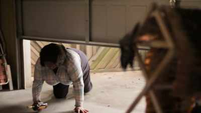 -Door's broken.
-Okay. - On Becoming a God in Central Florida
