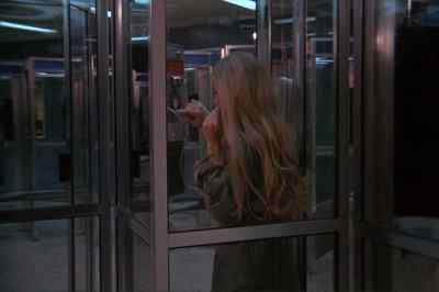 (doors clatter) - The Velvet Vampire