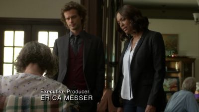 DOROTHY, HI.
I'M TARA. - Criminal Minds