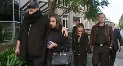 Dotcom's rights, the process
of law had been thwarted, - Kim Dotcom: Caught in the Web