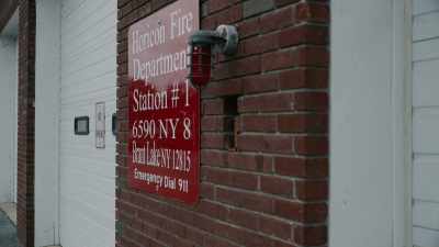 DOUG: There was probably a dozen
or so volunteer fire departments - Missing 411: The Hunted