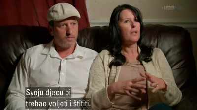 Dovresti amare e
proteggere i tuoi figli. - Mommy Dead and Dearest