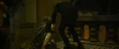 - Down. Down low.
- [Claire gasps] - The Gray Man