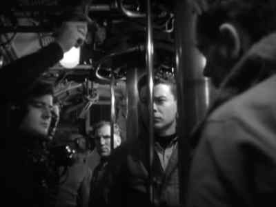 - Down scope. - Submarine Command