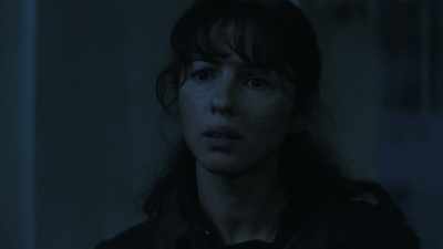 [Down-tempo music plays] - The Walking Dead: World Beyond