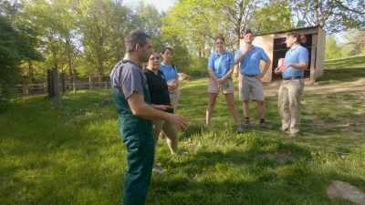 Dr. Andrew: I hope
whatever it was, - Secrets of the Zoo