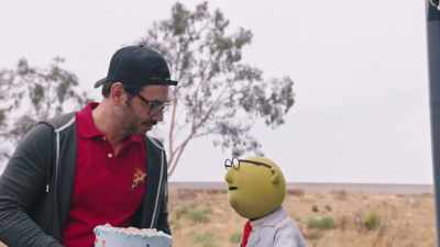 (DR. BUNSEN SNICKERING) - Muppets Now