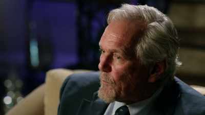 [Dr. David]
He exclusively states - The Freeway Killer: Lost Murder Tapes