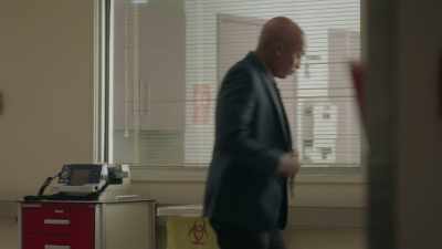 Dr. Garro,
please report to cardiology. - The Rookie: Feds