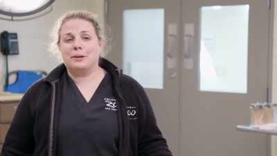 Dr. Katie: We got king julian's
blood work back, - Secrets of the Zoo