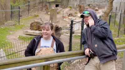  Dr. Katie: We're heading
 your way to pick up zucchini. - Secrets of the Zoo