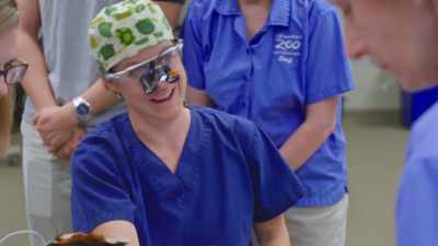 Dr. Katie: Yeah. (laughs) - Secrets of the Zoo