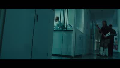 DR. KELLY: 5-6-9-6-4. 5-6-9-6-4. - World War Z