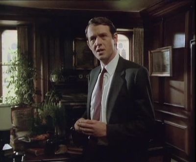 - Dr Kerridge?
- Who? - Inspector Morse